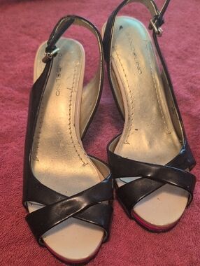 Bandolino Black Slingback Peep-Toe Heels with Pink Accent